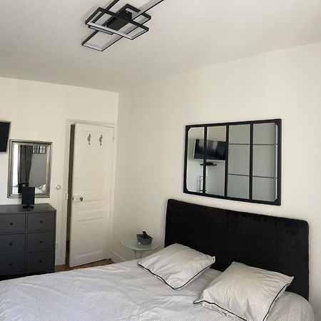 Апартаменты Spacieux Et Confortable T3 Dans Париж Экстерьер фото